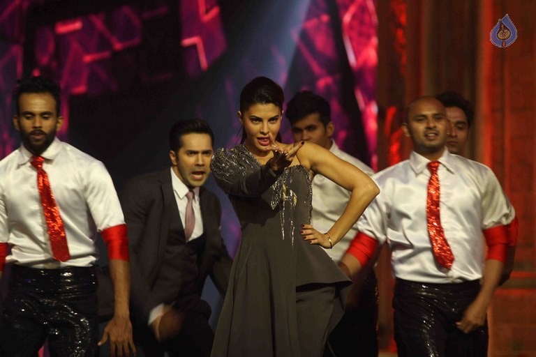 Film Dishoom Show at Indias Got Talent - 37 / 42 photos