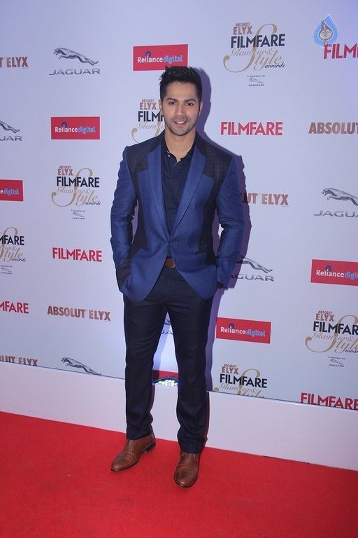 Filmfare Glamour and Style Awards 2015 - 33 / 42 photos