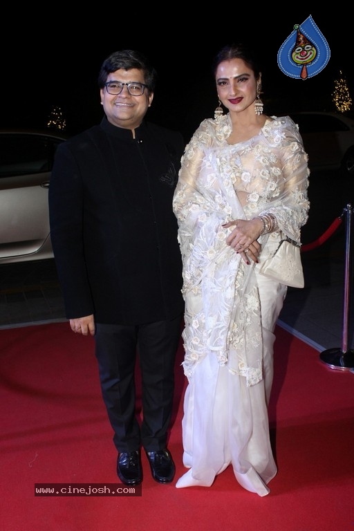 Filmfare Glamour and Style Awards Red Carpet 1 - 4 / 57 photos