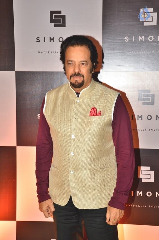 First Anniversary of Simone Stores - 15 / 28 photos