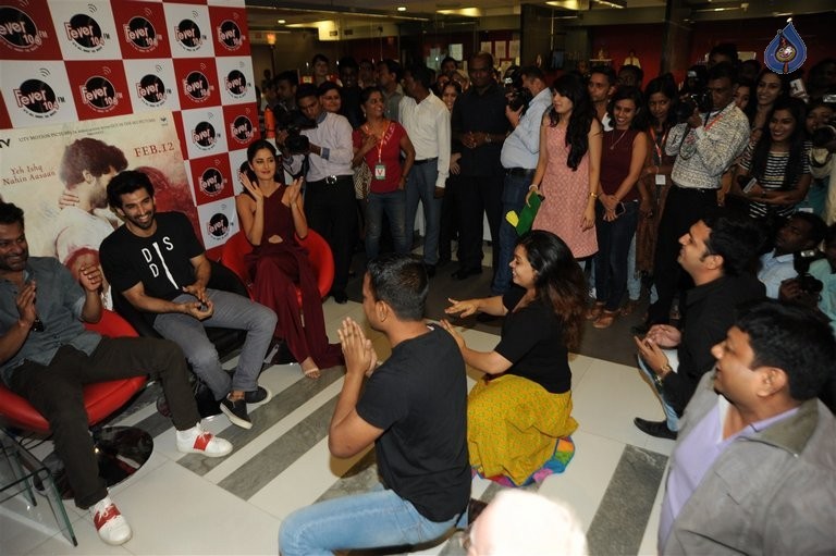 Fitoor Team at Fever FM Studios - 15 / 21 photos