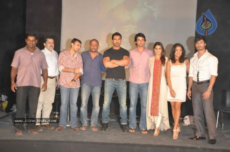 Force Movie Press Conference - 16 / 43 photos