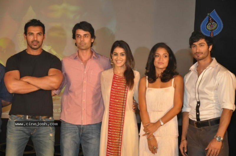 Force Movie Press Conference - 38 / 43 photos