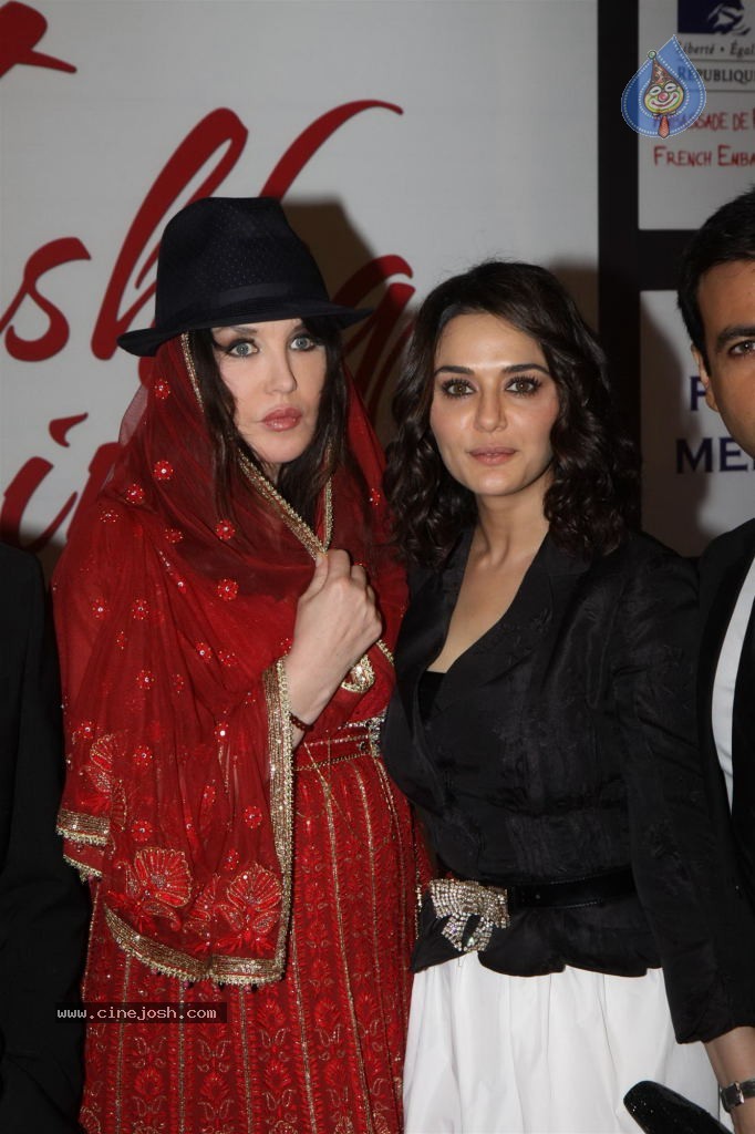 French Embassys Official Soiree Honouring Event - 6 / 46 photos