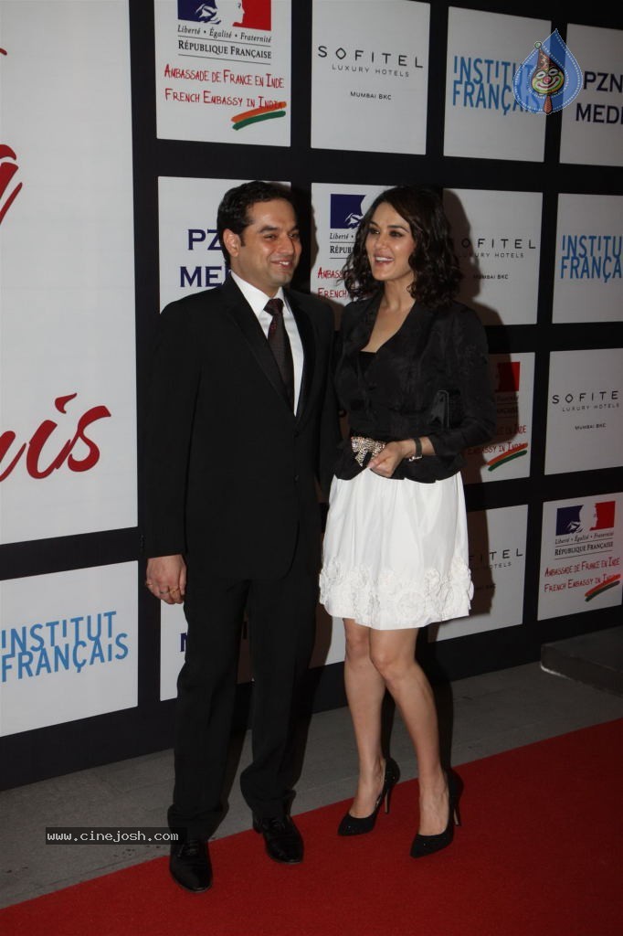 French Embassys Official Soiree Honouring Event - 43 / 46 photos