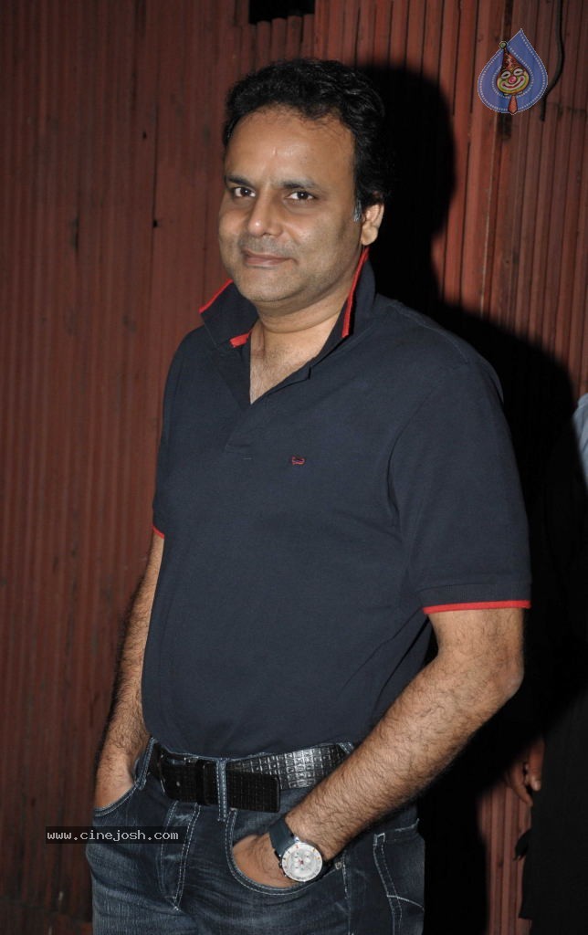 Geeta Basra at Harbhajan Bash - 5 / 27 photos