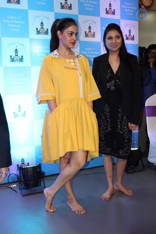 Genelia at Baby and Mother Wellness Centre Launch - 29 / 33 photos