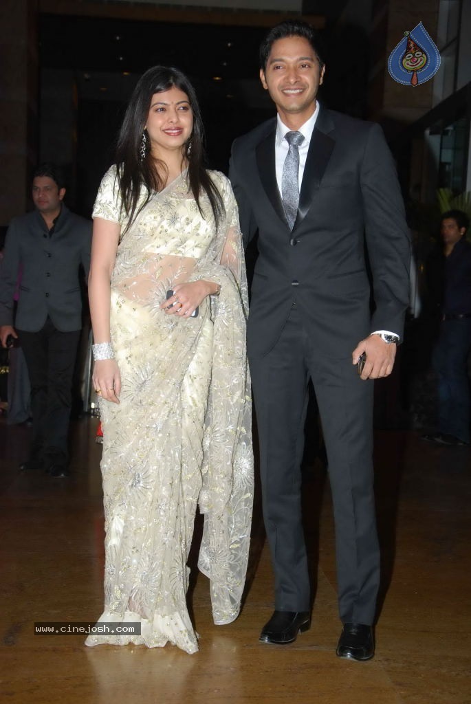 Genelia n Ritesh Reception Photos - 01 - 116 / 148 photos