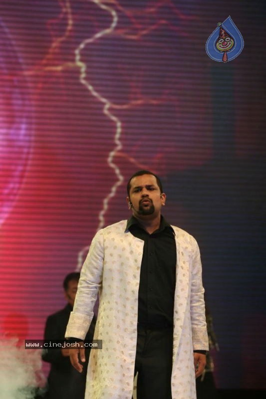 Gitanjali Cyclothon Fashion Show 2011 - 7 / 60 photos