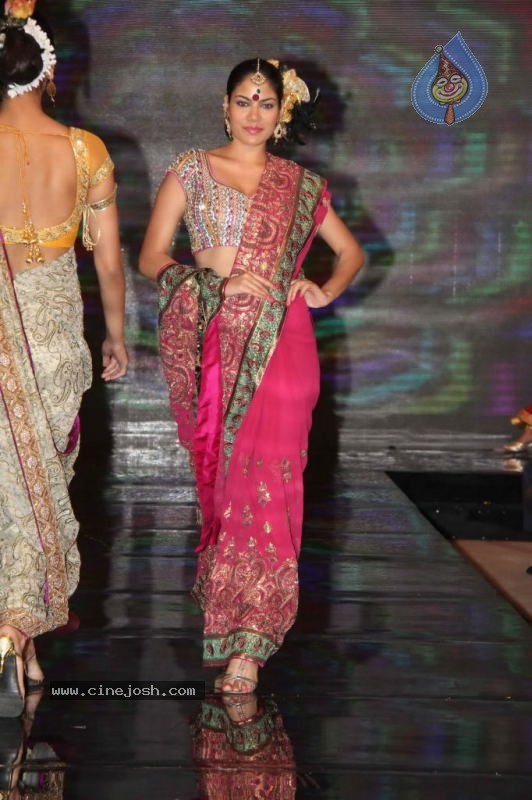 Gitanjali Tour De India Fashion Show - 53 / 94 photos