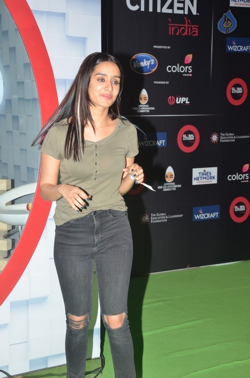 Global Citizen Festival India 2016 Event - 39 / 42 photos