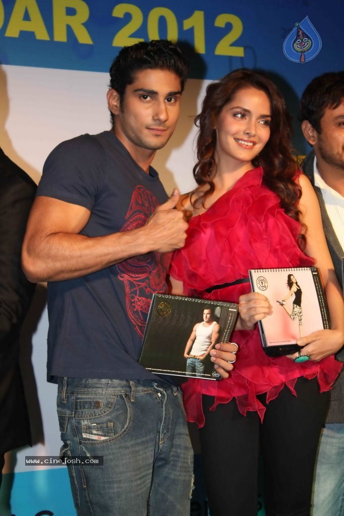 Gold Gym Bandra Calendar Launch - 52 / 66 photos