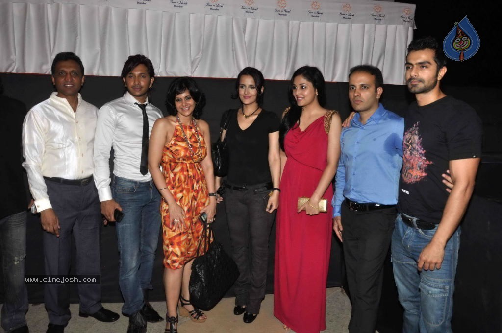 Golds Gym Miss Fit n Fab Contest - 39 / 47 photos