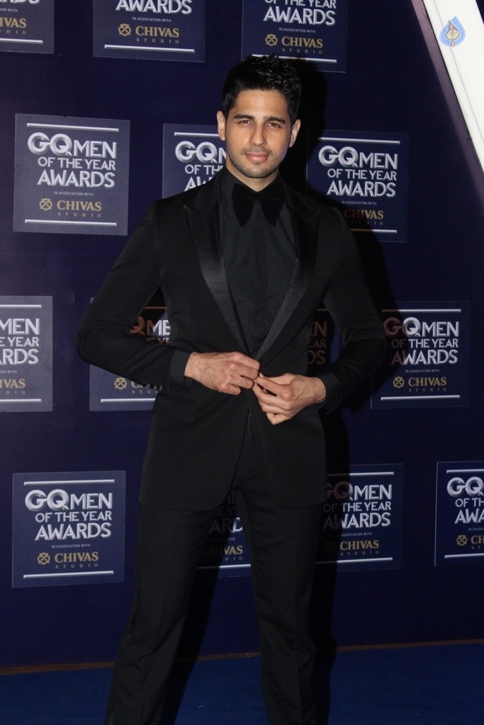 GQ Men Of The Year Awards 2017 Red Carpet - 29 / 89 photos