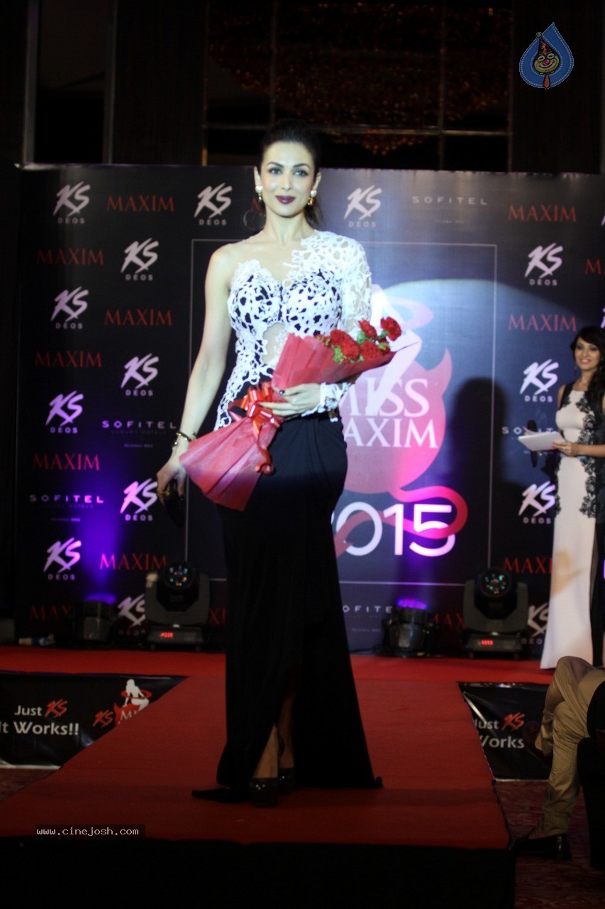 Grand Finale of Kama Sutra Miss Maxim 2015 - 48 / 76 photos
