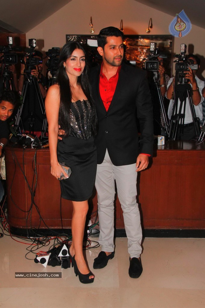 Grand Masti Success Party - 27 / 53 photos