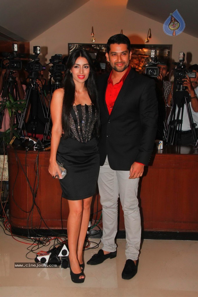 Grand Masti Success Party - 53 / 53 photos