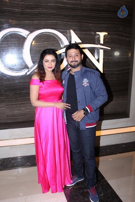 Grand Premiere Of Marathi Film Fugay Photos - 18 / 42 photos