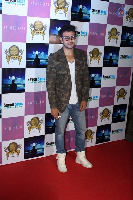 Producer Vikas Gupta Birthday Bash - 6 / 63 photos