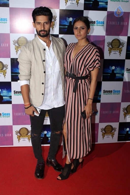 Producer Vikas Gupta Birthday Bash - 32 / 63 photos