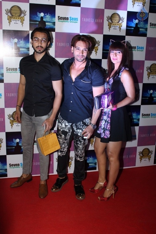 Producer Vikas Gupta Birthday Bash - 49 / 63 photos