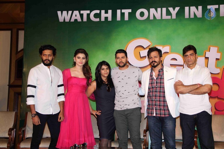 Great Grand Masti Team Meet Photos - 17 / 25 photos