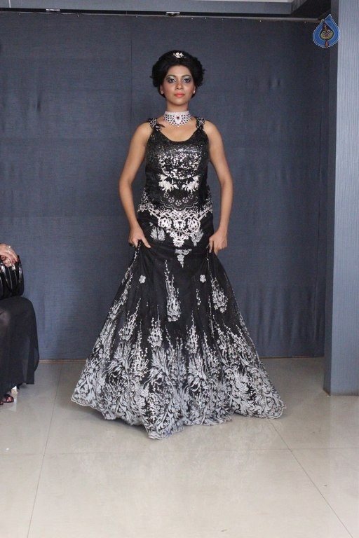 Hair and Makeup Fiesta By Bharat and Dorris - 58 / 84 photos