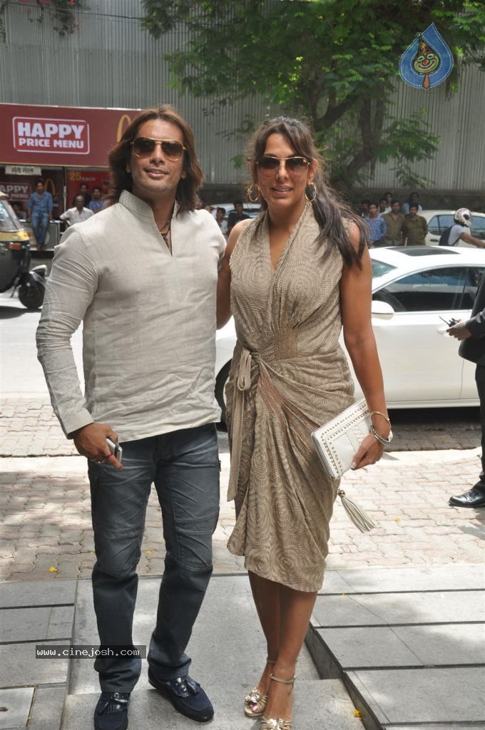 Celebs at Hakkasan Restaurant 1st Anniversary - 5 / 34 photos