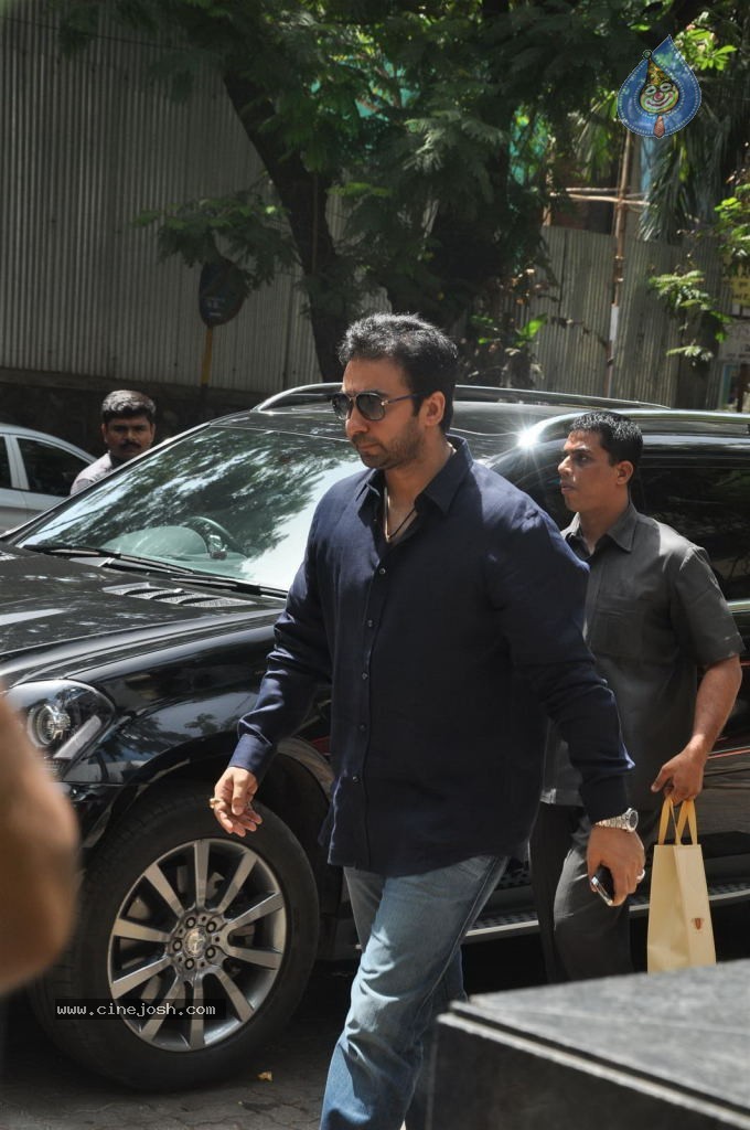 Celebs at Hakkasan Restaurant 1st Anniversary - 33 / 34 photos