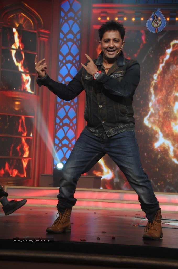 Happy New Year Film Music Launch - 45 / 141 photos