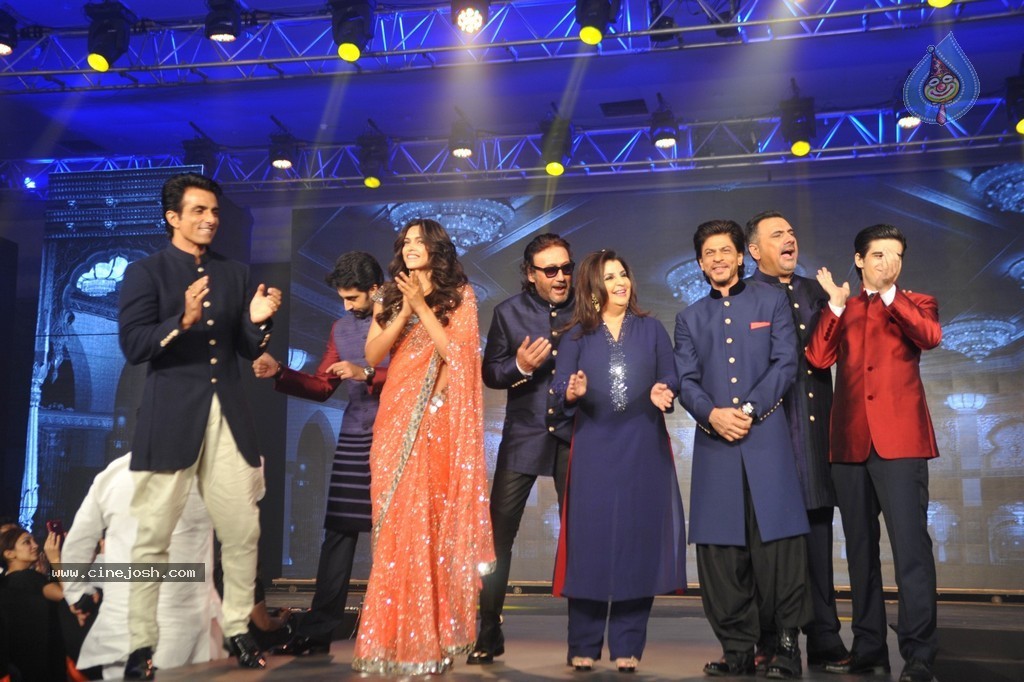 Happy New Year Trailer Launch - 5 / 60 photos