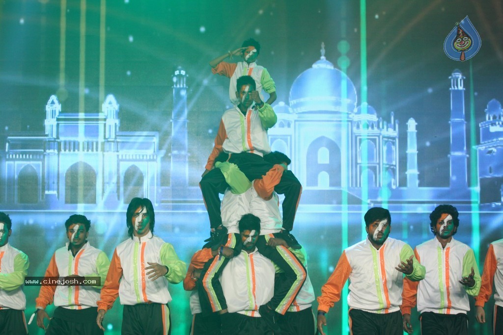 Happy New Year Trailer Launch - 60 / 60 photos