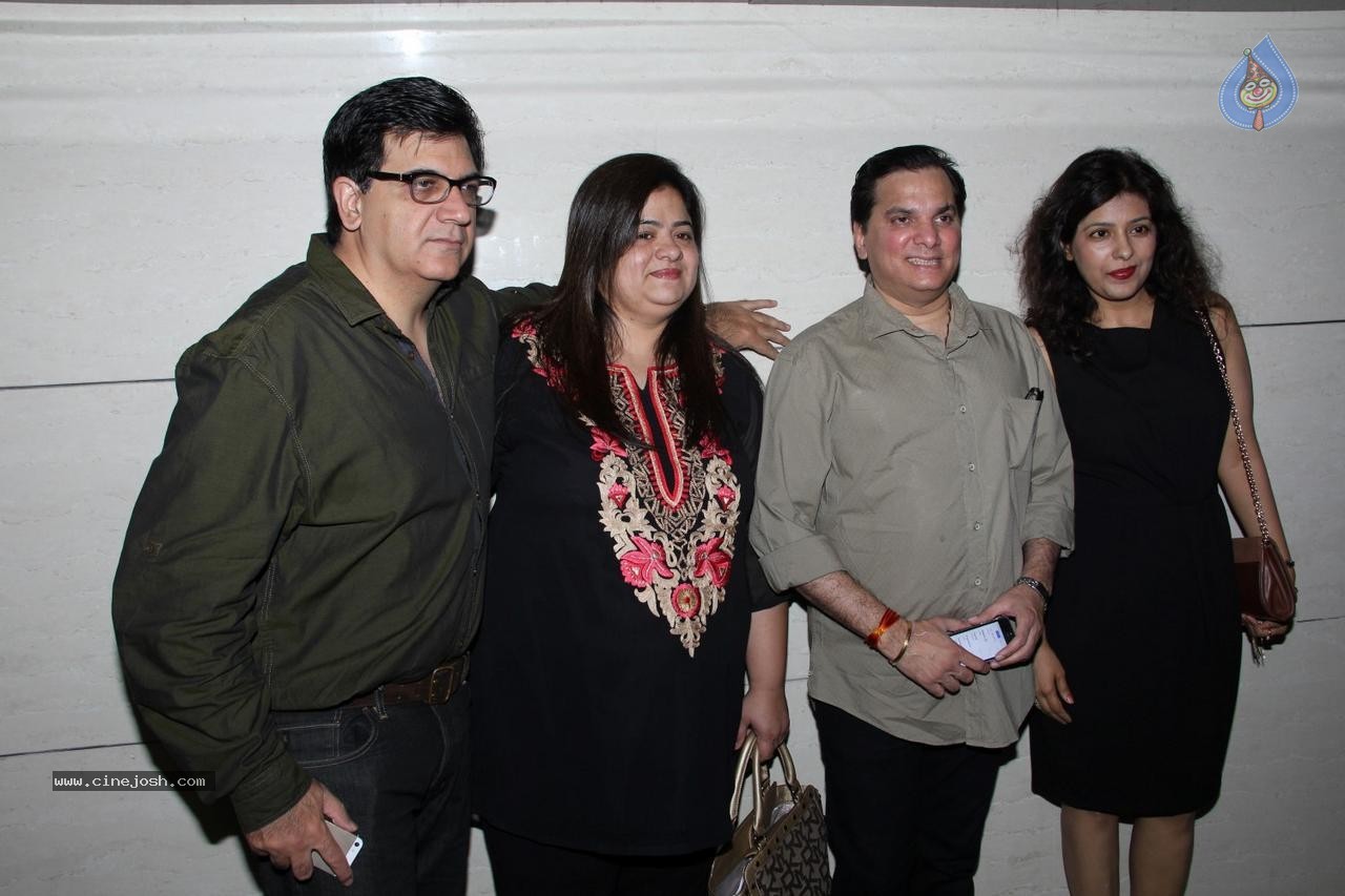 Harry Bar n Cafe Store Launch Red Carpet - 51 / 64 photos