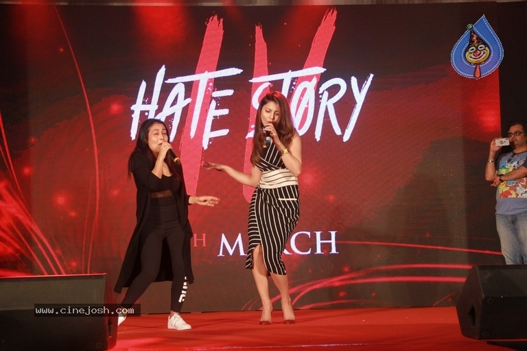 Hate Story 4 Music Concert At R City Mall - 12 / 30 photos