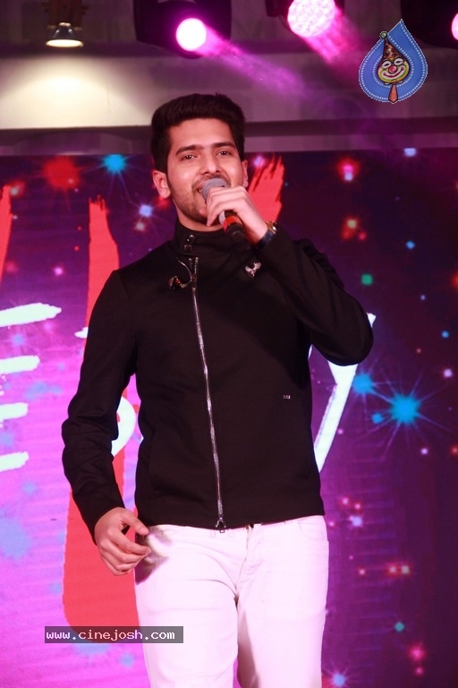 Hate Story 4 Music Concert At R City Mall - 13 / 30 photos