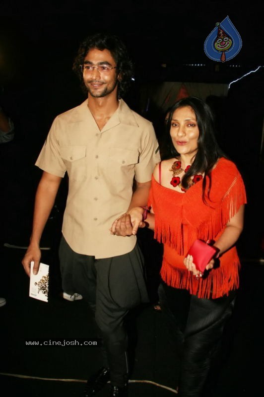 HDIL India Couture Week Day 3 - 36 / 48 photos