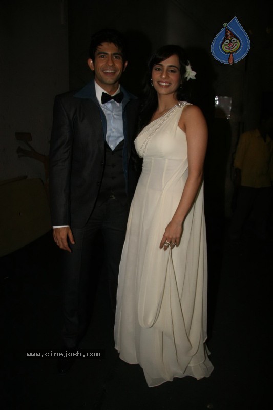 Hema Malini on Indian Idol - 7 / 47 photos