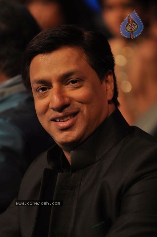 Heroine Promotion at Dance India Dance Sets - 10 / 44 photos