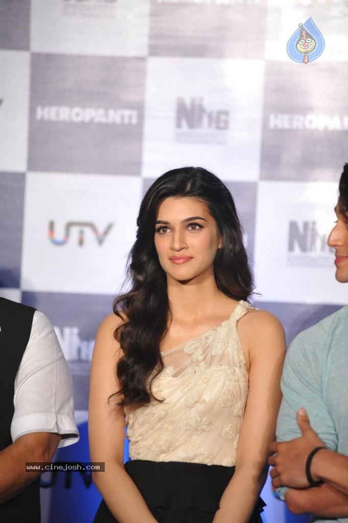 Heropanti First Look Launch - 42 / 93 photos