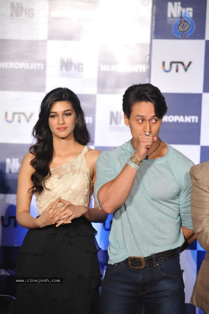 Heropanti First Look Launch - 84 / 93 photos