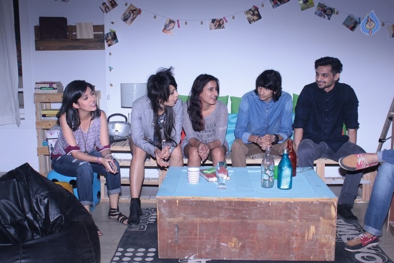 Himalaya Neem Face Wash Present Mtv Girls On Top - 21 / 38 photos