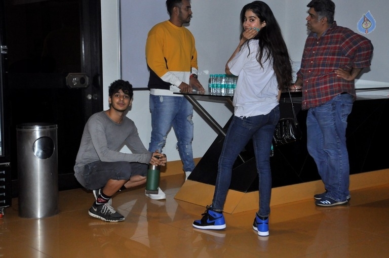 Hollywood Film Baby Driver Celebrity Screening Photos - 23 / 33 photos