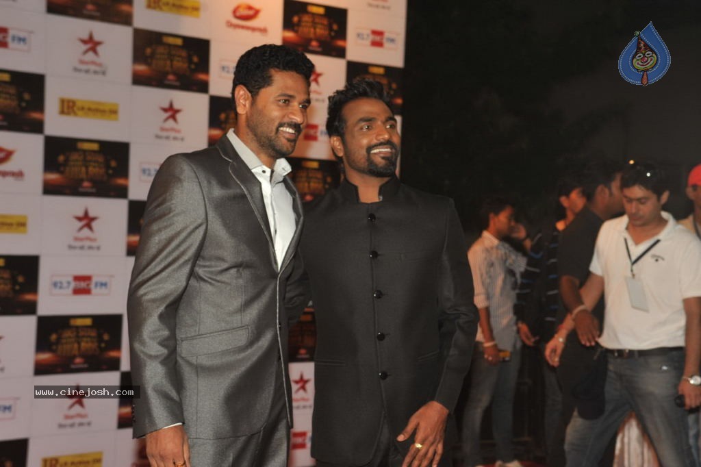 Hot Bolly Celebs at Big Star Entertainment Awards - 23 / 92 photos