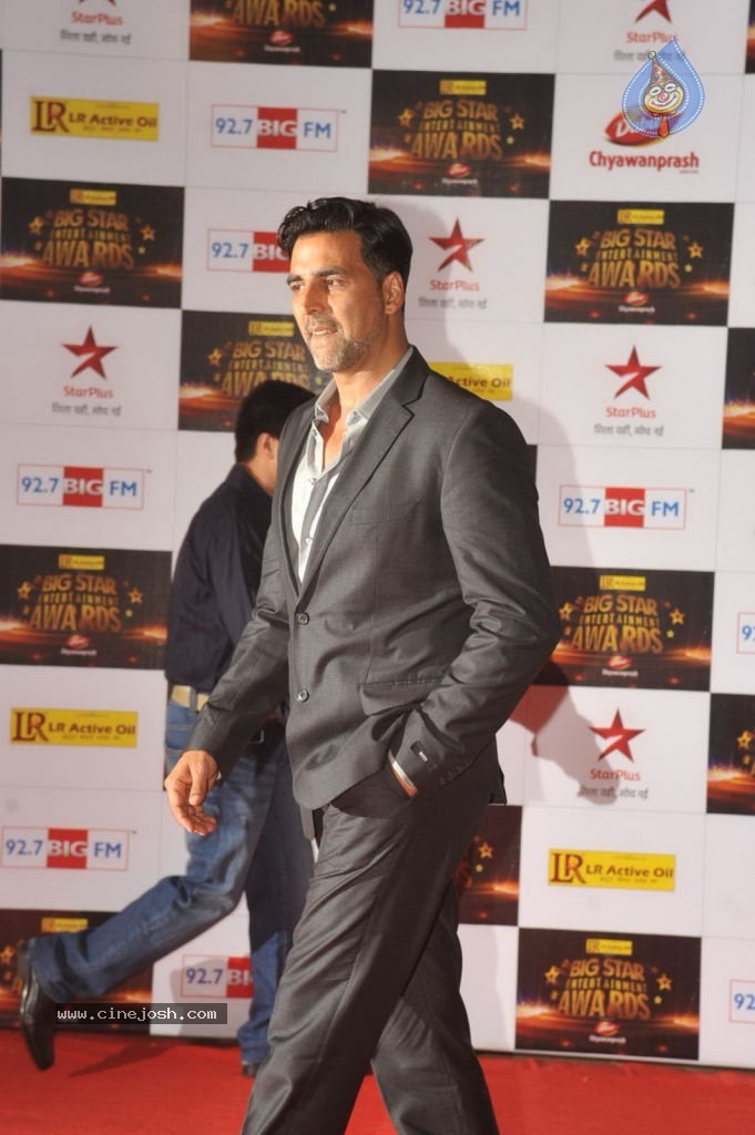 Hot Bolly Celebs at Big Star Entertainment Awards - 83 / 92 photos