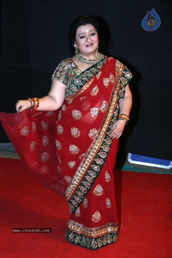 Hot Bolly Celebs at Colors Golden Petal Awards - 66 / 125 photos