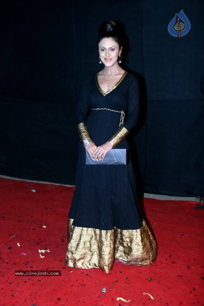Hot Bolly Celebs at Colors Golden Petal Awards - 117 / 125 photos