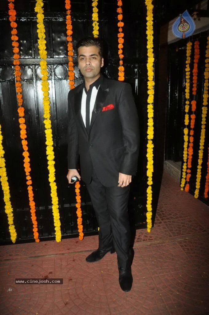 Hot Bolly Celebs at Ekta Kapoor Diwali Party - 48 / 86 photos