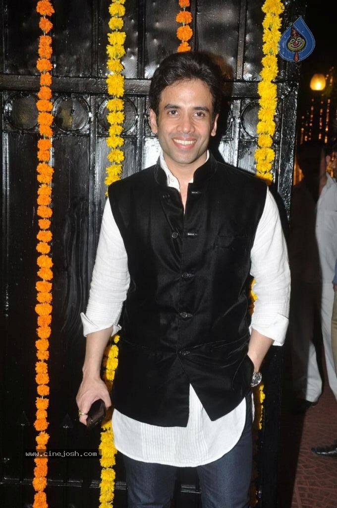 Hot Bolly Celebs at Ekta Kapoor Diwali Party - 54 / 86 photos