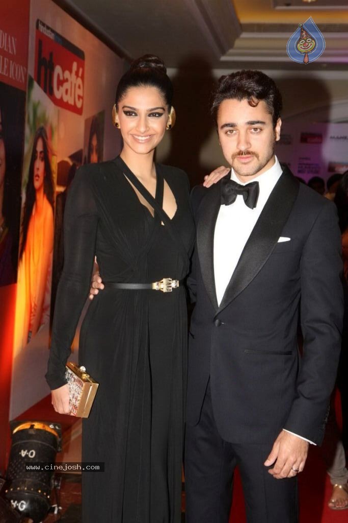 Hot Bolly Celebs at Hindustan Times Style Awards - 106 / 149 photos