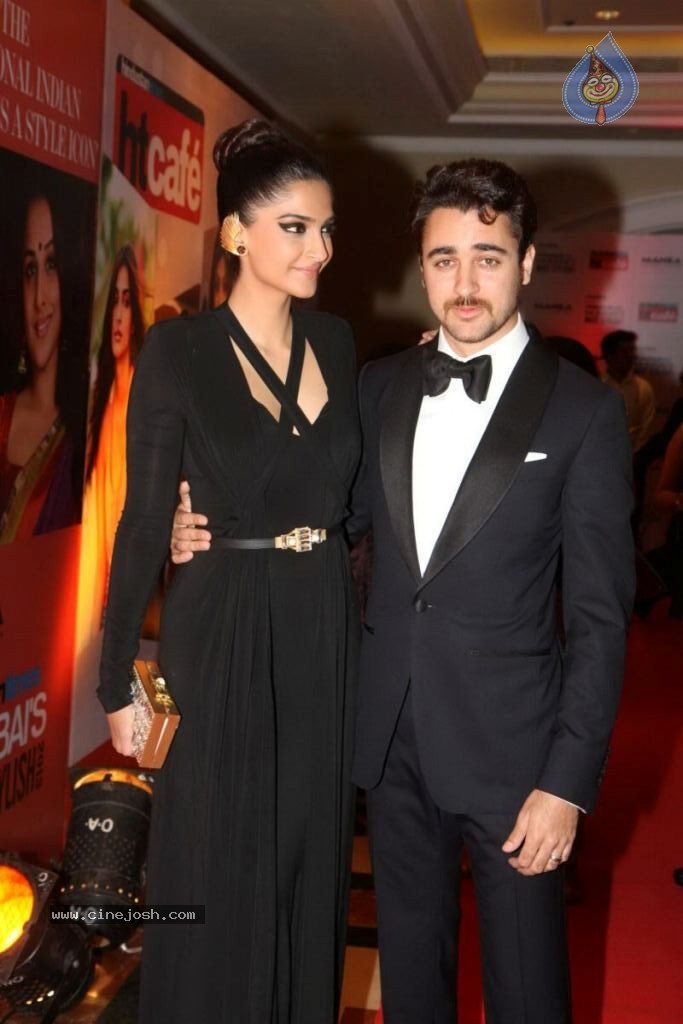 Hot Bolly Celebs at Hindustan Times Style Awards - 111 / 149 photos